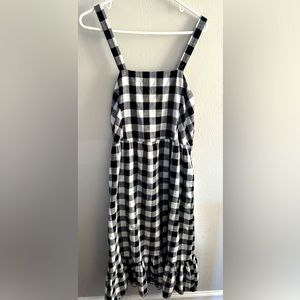 Black and White Gingham Dress, Adjustable Straps and Pockets